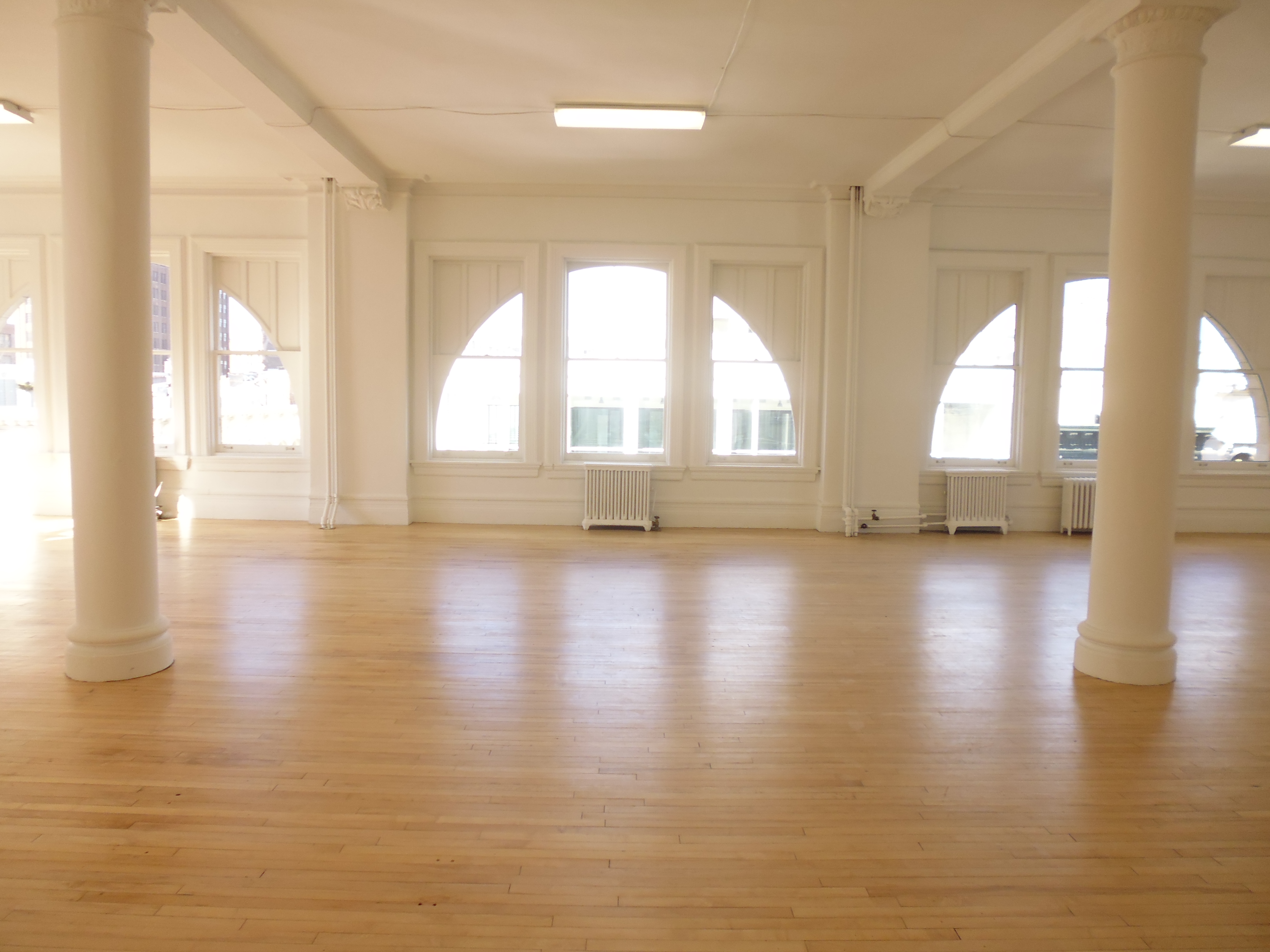 downtown-broadway-commercial-loft-for-rent