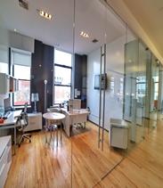 fifth avenue sublet office with glass partitions
